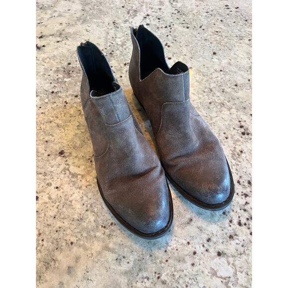 Born Kerri Suede Bootie Gray Size 8 - Picture 3 of 8